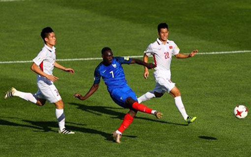 Football - Mondial U20 : le Vietnam battu 4-0 par la France Football - Mondial U20 : le Vietnam battu 4-0 par la France