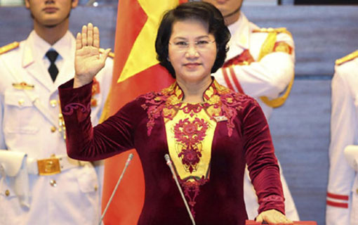 Une femme élue à la tête de l’Assemblée nationale au Vietnam