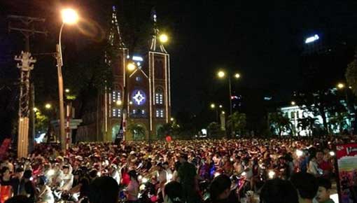 La fête de Noël célébrée au Vietnam 