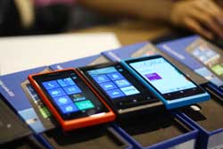 Nokia inaugure son usine du Vietnam
