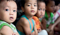 Les orphelins du Vietnam ont besoin d'aide