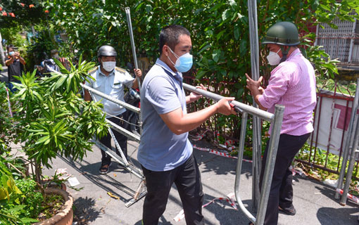 Ho Chi Minh-Ville supprime les barrières et met en place des attestations numériques de déplacement avec QR Code