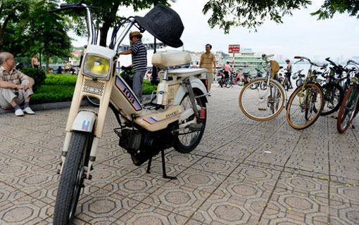 Au Vietnam, la Peugeot 103 est indémodable Au Vietnam, la Peugeot 103 est indémodable