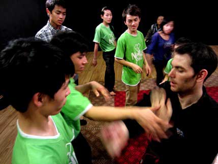 Un Français enseigne les arts martiaux aux enfants handicapés