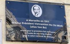 Dévoilement de la plaque commémorative en l’honneur du président Hô Chi Minh à Marseille Dévoilement de la plaque commémorative en l’honneur du président Hô Chi Minh à Marseille