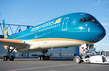 Airbus : Le premier A350 Vietnam Airlines sort de peinture 