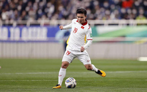 Football : Star au Vietnam, le milieu offensif Nguyên Quang Hai devrait s'engager à Pau Football Club Football : Star au Vietnam, le milieu offensif Nguyên Quang Hai devrait s'engager à Pau Football Club