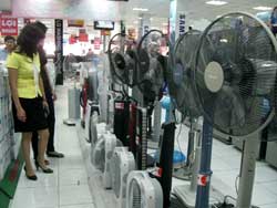 SEB : jette son dévolu sur le roi du ventilateur au Vietnam