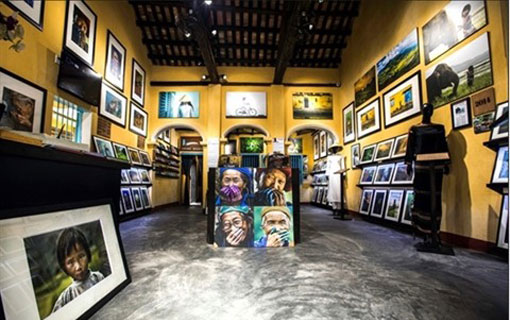 Le photographe français  Réhahn nommé pour le prix "Trophées des Français de l’étranger"