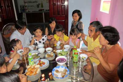 Le repas familial au Vietnam, ses us et coutumes