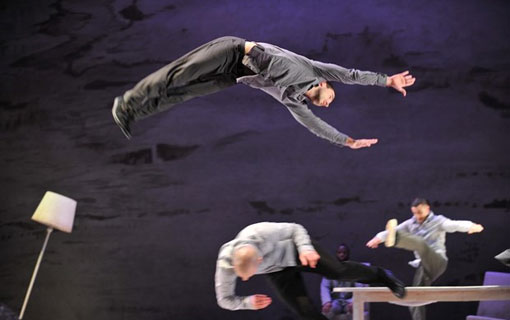 "The Roots" (Centre Chorégraphique National de La Rochelle): le spectacle de danse hip hop a été présenté au public au Vietnam