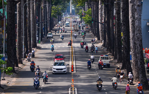 Les rues de Ho Chi Minh-Ville sont à nouveau animées