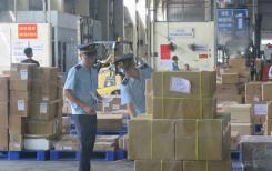 Sanctions commerciales: Hanoï sévit contre le faux "made in Vietnam" chinois Sanctions commerciales: Hanoï sévit contre le faux "made in Vietnam" chinois