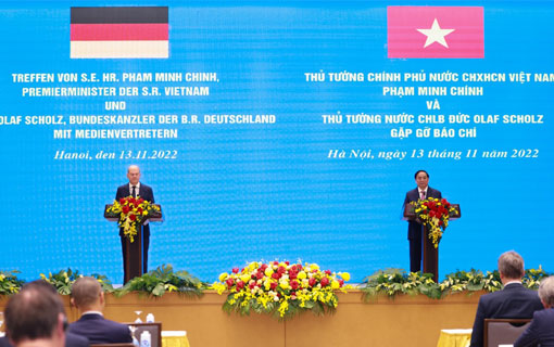 Le chancelier allemand Olaf Scholz en visite au Vietnam alors que les entreprises allemandes envisagent de diversifier leurs activités de production