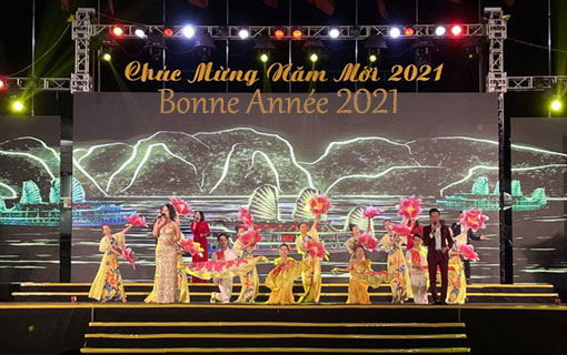 Bonne Année 2021 - Chúc mừng năm mới 2021 Bonne Année 2021 - Chúc mừng năm mới 2021