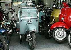 Insolite : des Vespa et Lambretta d’époque électrifiés au Viêtnam… Insolite : des Vespa et Lambretta d’époque électrifiés au Viêtnam…