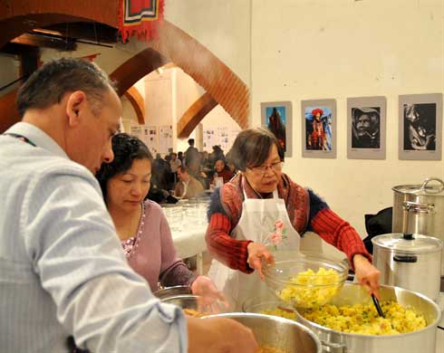 Le Nouvel An des Vietnamiens au bord de la Méditerranée