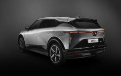 Le constructeur vietnamien de voitures électriques VinFast lance le modèle VF 7 sur le marché intérieur Le constructeur vietnamien de voitures électriques VinFast lance le modèle VF 7 sur le marché intérieur