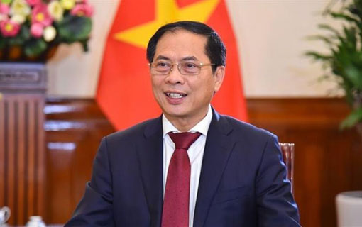 Ministre vietnamien des Affaires étrangères : donner un nouvel élan aux relations Vietnam - Chine