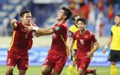 Football : le Vietnam bat la Malaisie 2-1 Football : le Vietnam bat la Malaisie 2-1