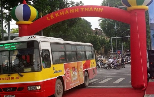 Hanoi: Inauguration de la voie réservée aux autobus financée par la Région Île-de-France (France) Hanoi: Inauguration de la voie réservée aux autobus financée par la Région Île-de-France (France)