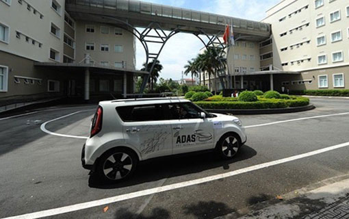 Le Vietnam a testé sa première voiture sans conducteur Le Vietnam a testé sa première voiture sans conducteur