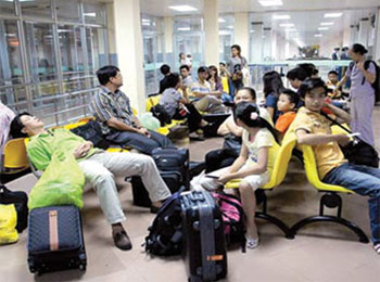 Vietnam: les compagnies aériennes doivent rembourser les vols retardés de plus de 5 heures Vietnam: les compagnies aériennes doivent rembourser les vols retardés de plus de 5 heures