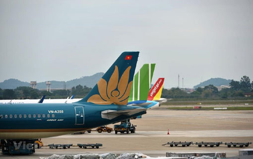 Les compagnies aériennes du Vietnam reprennent leurs vols intérieurs vers Da Nang après une interruption d'un mois